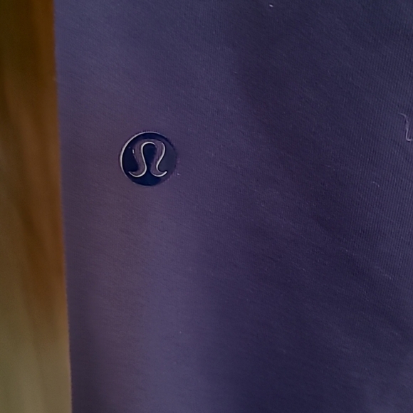 Lululemon Tapered Leg Mid rise Trouser style pant Size L / 10 - Picture 4 of 7